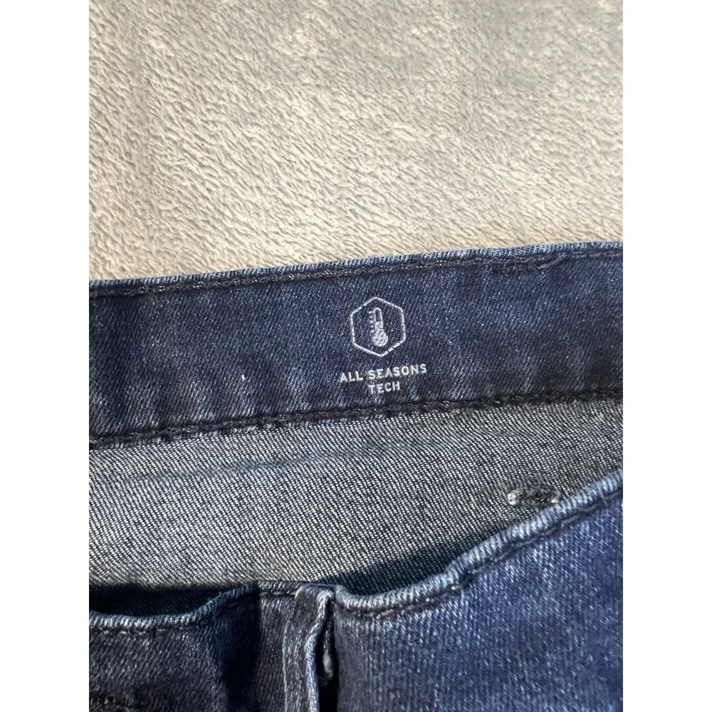 Levi's 502 Men's 38x34 Dark Wash Distressed Ripped Jeans Tapered Stretch Denim